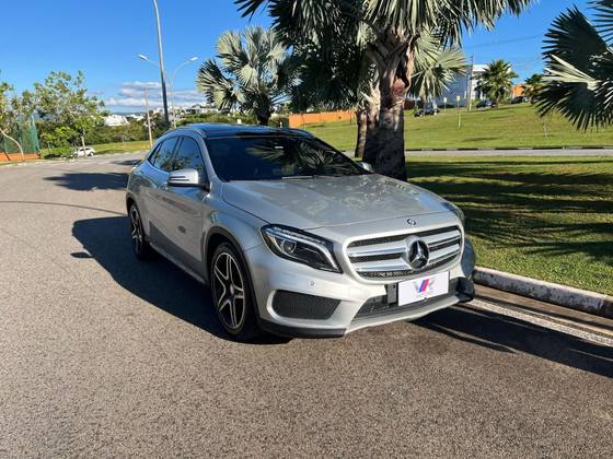 MERCEDES-BENZ GLA 250 2.0 16V TURBO GASOLINA SPORT 4P 4MATIC AUTOMÁTICO